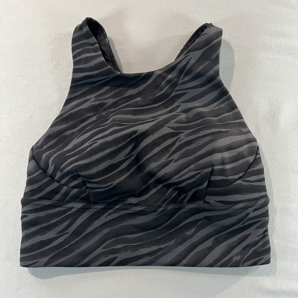 Lululemon Size 4 Black Zebra Print High Neck Sports Bra Swift Onyx‎ Power Y Yoga